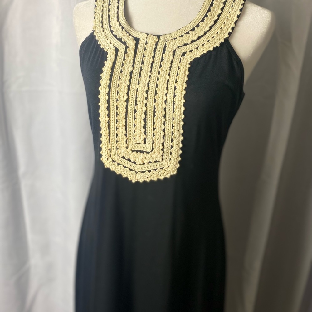 CRISS CROSS black cotton dress.